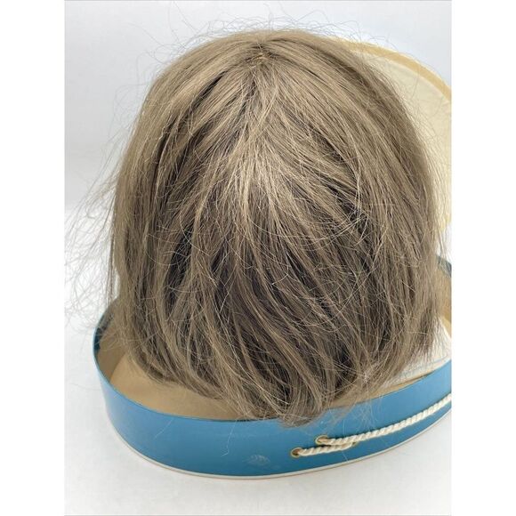 Vintage Dutch Boy Wig in Original Box Hong Kong Dynel 50D Photo Prop Advertising - Picture 7 of 12